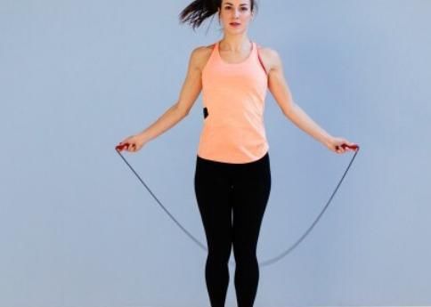 跑步|跳绳比跑步更燃脂,坚持跳绳一个月,你的身体会出现减肥的效果