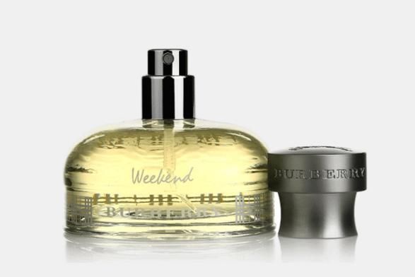 美妆鉴定巴宝莉周末女士香水真假对比辨别巴博柏利周末女士香水真伪