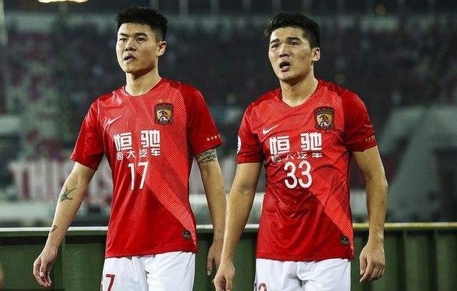中国足球|资深媒体人正式确认!上港鲁能收喜讯,广州队最担心的事情发生了