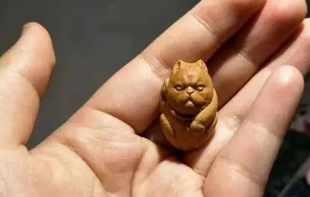 榫卯|70多个零件组成的橄榄核雕您见过吗?而且还是榫卯结构