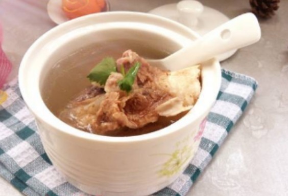 味道|想要熬好大骨汤，就得牢记“两步”，才会汤鲜味美又补钙！