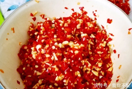 分享|剁辣椒最正宗的做法,配方比例详细分享,香辣味浓,放一年不坏
