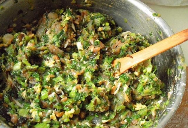 不管调什么饺子馅，这4种调料一定要加，饺子更香更好吃