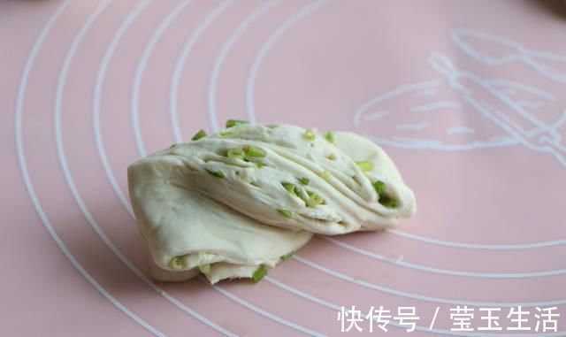 女儿就馋我做的面食,不用酵母不用二发,蓬松柔软每顿都要吃2个