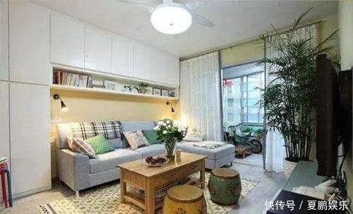 客厅|越来越多人客厅都不做柜子了,直接在沙发背后这么做,太聪明了