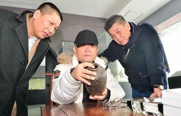 翡翠|好玩意都被演艺圈包圆了!盘点10大明星收藏家!