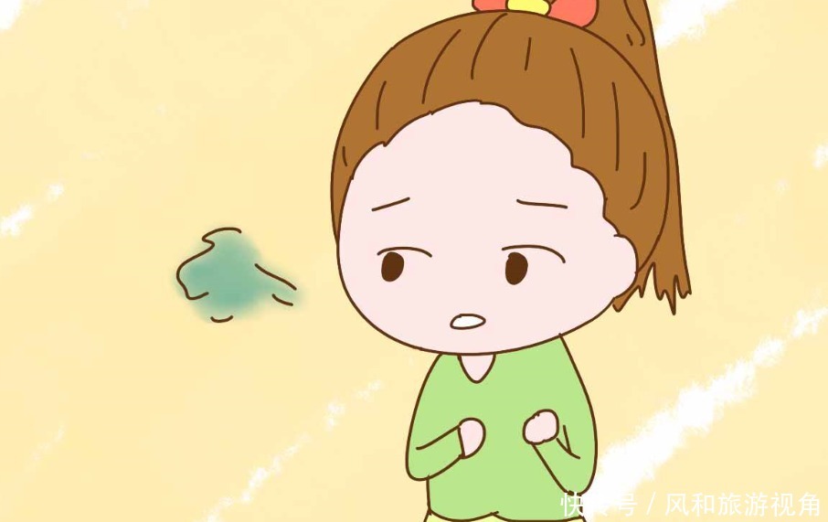 心疼|宝宝想给爸爸搓澡被拒绝，一看工具，妈妈表示心疼爸爸