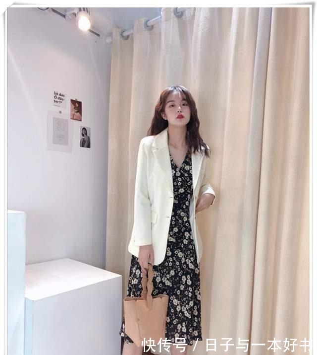 穿搭 碎花裙+西装，打破风格的穿搭，开春这么穿太美了！