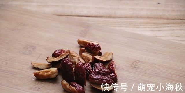 黑米这样做太好吃了，不蒸饭不煮粥，营养不流失，当早餐真省事