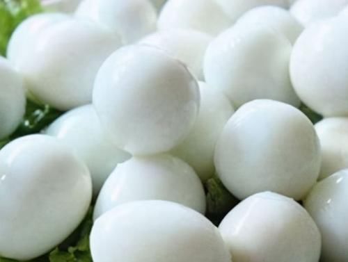 小蛮腰|女性害怕老太快多防晒,三伏天多吃3种食物,防晒美容,滋润肌肤