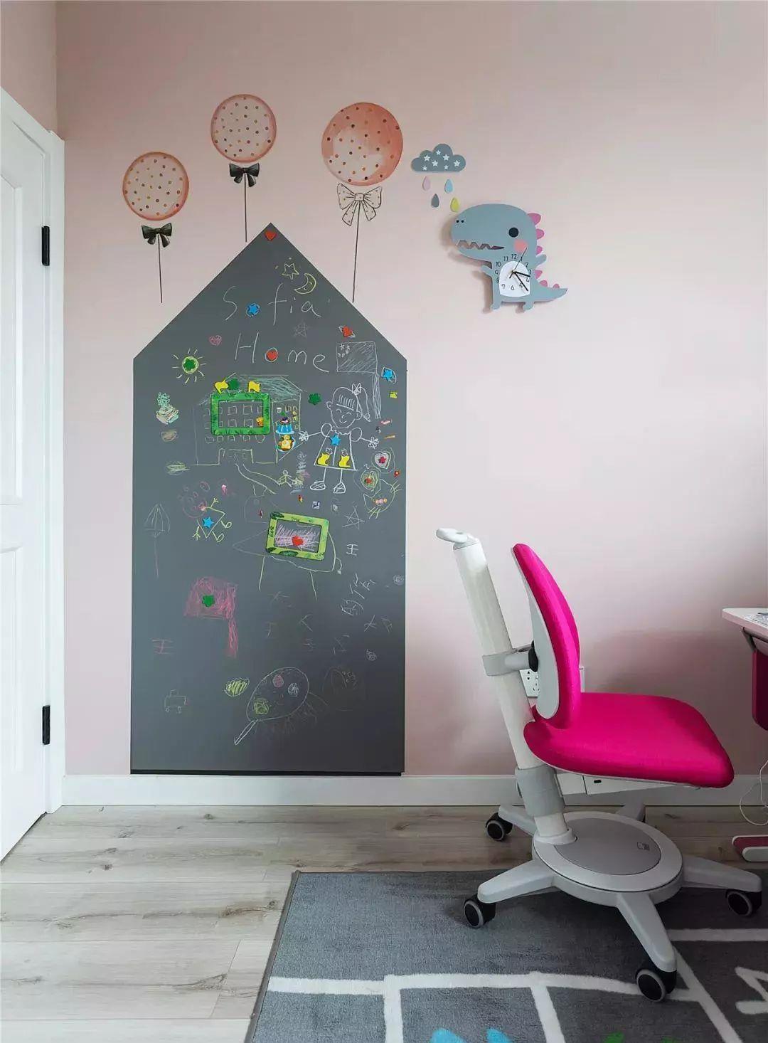 浅灰色|她的70平现代简约小家,客厅加张床,二室变三居,时尚又舒适!