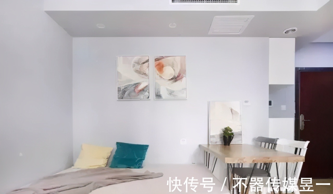 电视墙|老公不顾反对把客厅抬高45公分,结果多出一间房,太实用了!