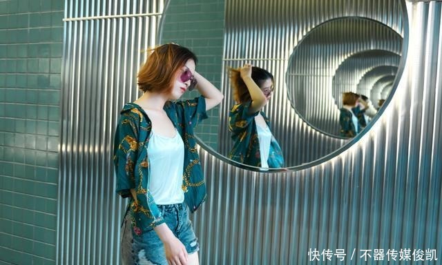 无可挑剔|模特身材、衣着、气质无可挑剔