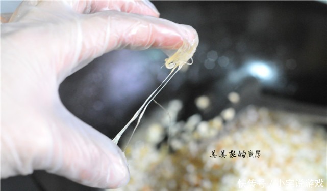 大米丢进锅里,个个爆开花,简单3步,轻松做成米花糖,超健康!