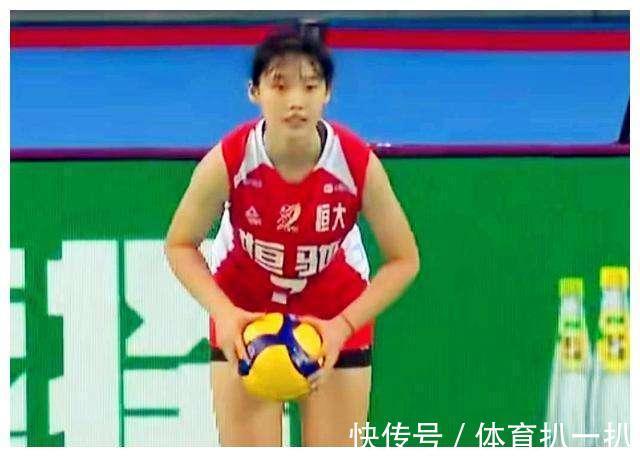 小將|16歲的廣東女排小將王逸凡 會是李盈瑩的翻版嗎