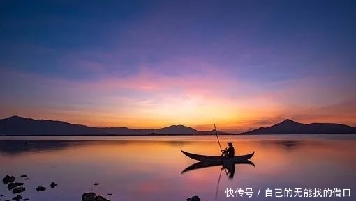 一首极美的诗词总有那么一处,让人对其一见倾心,念念不忘。