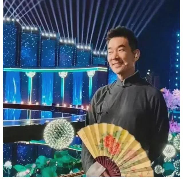 中秋晚会|央视完成了中秋晚会的全部录制，映射出演出名单上的明星没问题