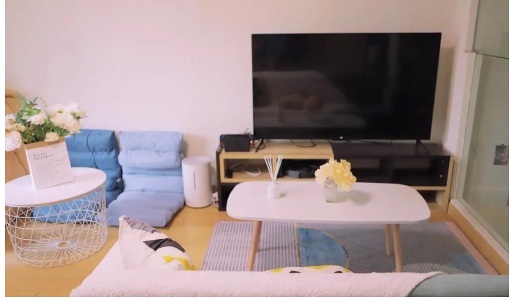 男执事|离开媒体后，我开了一家男执事店