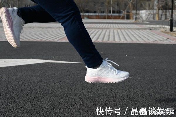 数码|数码科技产品测评 篇九十五:舒适长跑,科学健身,咕咚智能跑鞋10K体验