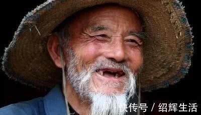 黄豆芽|寿命长的人,都有的4个好习惯,你若能坚持,长寿会与你相伴