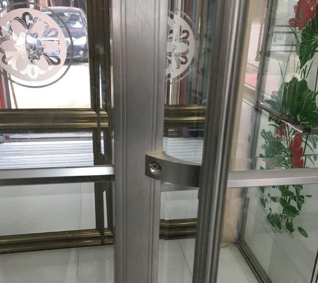 厨房|越来越多人厨房不装推拉门了,都喜欢装它代替,既实用又好看