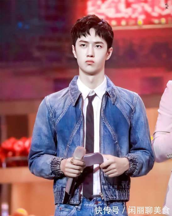 王一博賣慘翻車彩排時(shí)身體不適還吐了,結(jié)束后卻偷吃食物