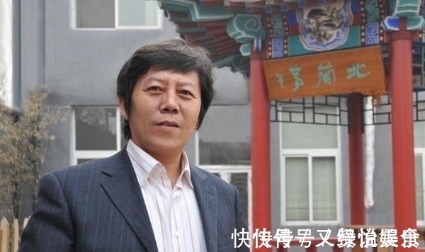 神来之笔@张旭光草书被赞“神来之笔”,网友吐槽:专家相互吹捧而已!