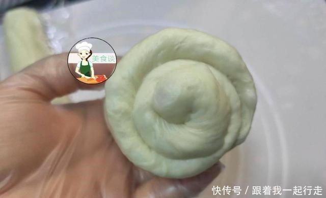 面团|开学啦，儿子早餐迷上了它，天天馋着吃，满满都是料，简单又营养