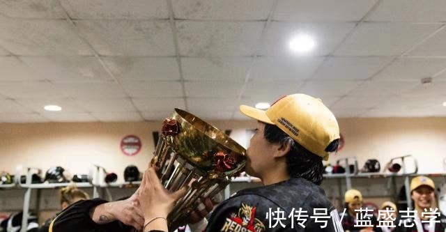 冰球俱乐部|深圳运动员出战北京冬奥!打入中国女冰首战唯一进球!