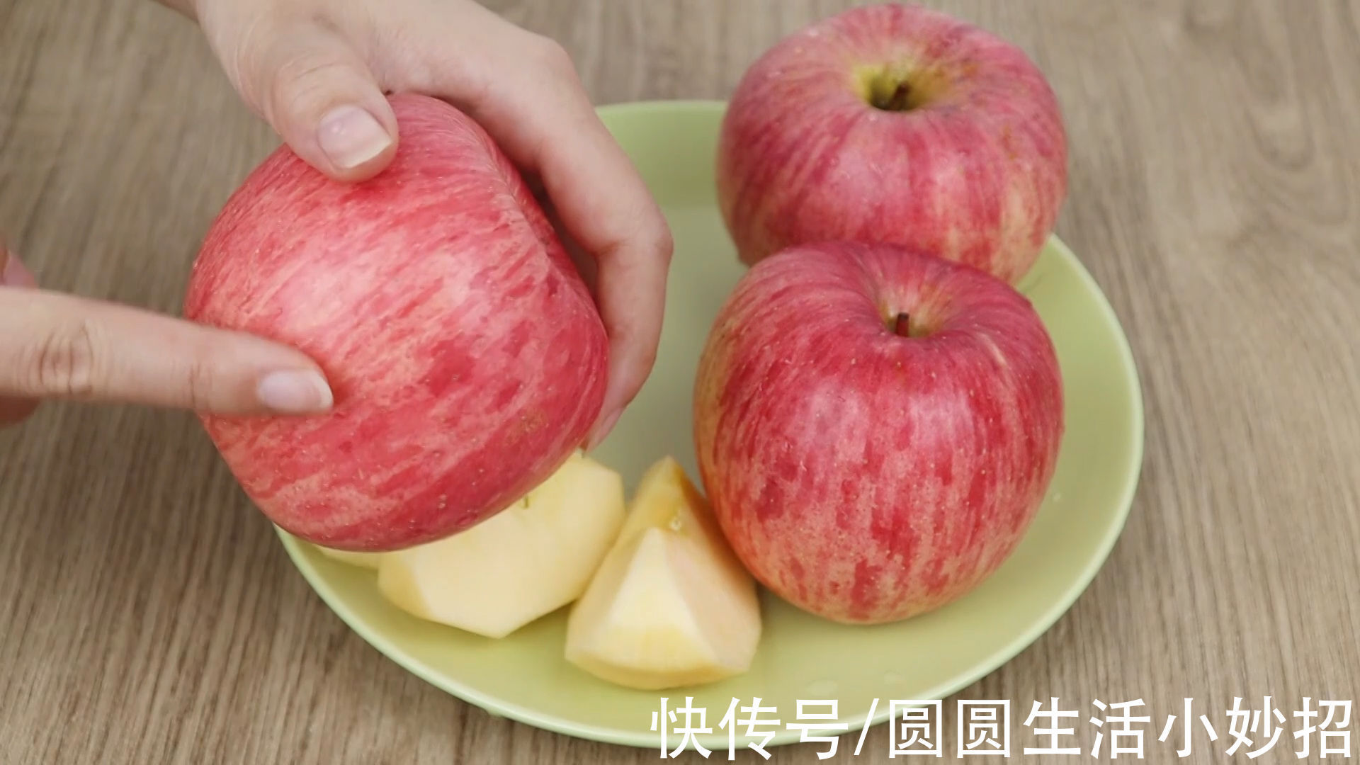 苹果|才知道,吃苹果也是有时间讲究的,吃的时间不对,等于白吃还遭罪