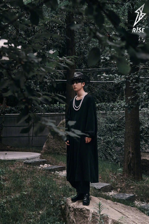 从《明日之子》了解周震南，这样的搭配高手，你爱了么？