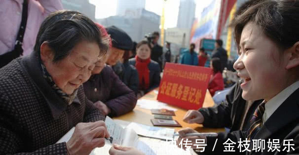 继承|父母过世了,“房产证”是父母的名字,儿女要如何继承总算懂了