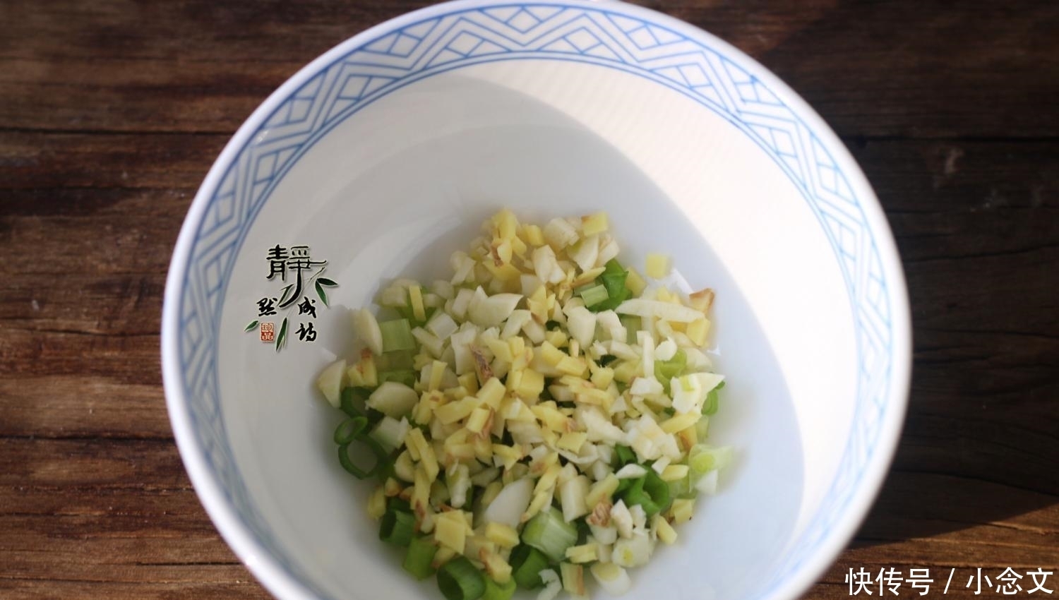 挂面最好吃的做法，不炒不焖，酸爽开胃超可口，越吃越喜欢