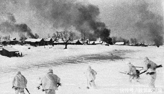 德军|莫斯科战役中为什么很多德军被冻死？没物资为什么也不就地攫取？