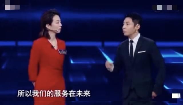 康辉的评论很尖锐,董卿教会了玩家如何表现