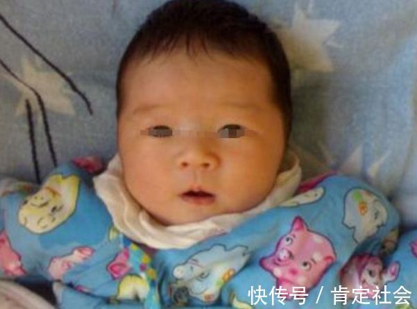 父母|这个动作宝宝会做的越早,说明他越聪明,将来性格也好