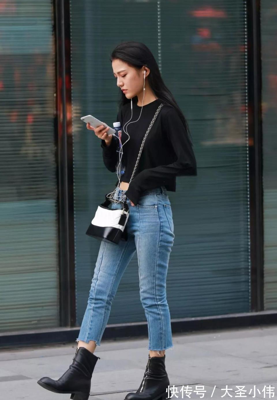 奶茶|美女街拍:一举一动都很温柔的小姐姐!我完全着迷了,好想帮她去买杯奶茶!