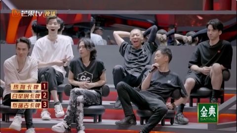 黃貫中|熱狗力挺趙文卓，陳小春為胡海泉解圍，日久才能見人心