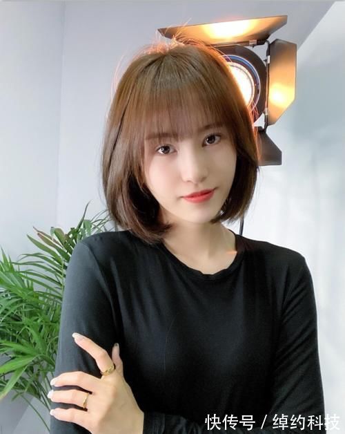 发量|女发别乱剪,高人气发型20款送给大家,很多女性都喜欢