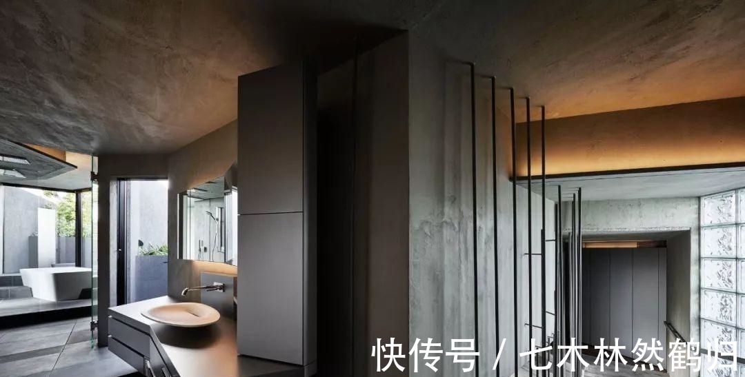 施工方|日本396㎡混凝土别墅，设计完美，施工方却怒斥：太难了