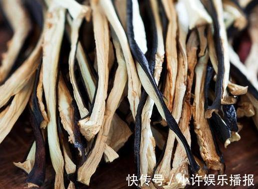 立秋后,遇到5种蔬菜,我一次买10斤,晒干冬天炖肉特好吃