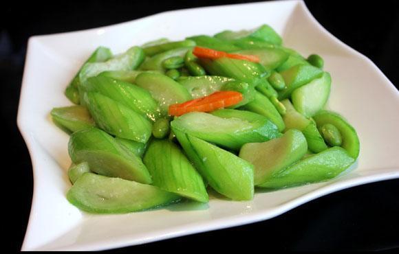 催乳|产后常吃5种催乳食物,新妈妈再也不用担心奶水不足!