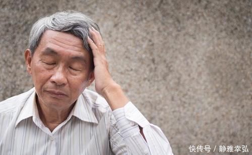 颈椎病|颈椎病发作，市面上所谓的颈椎枕真的有用吗？别上当了