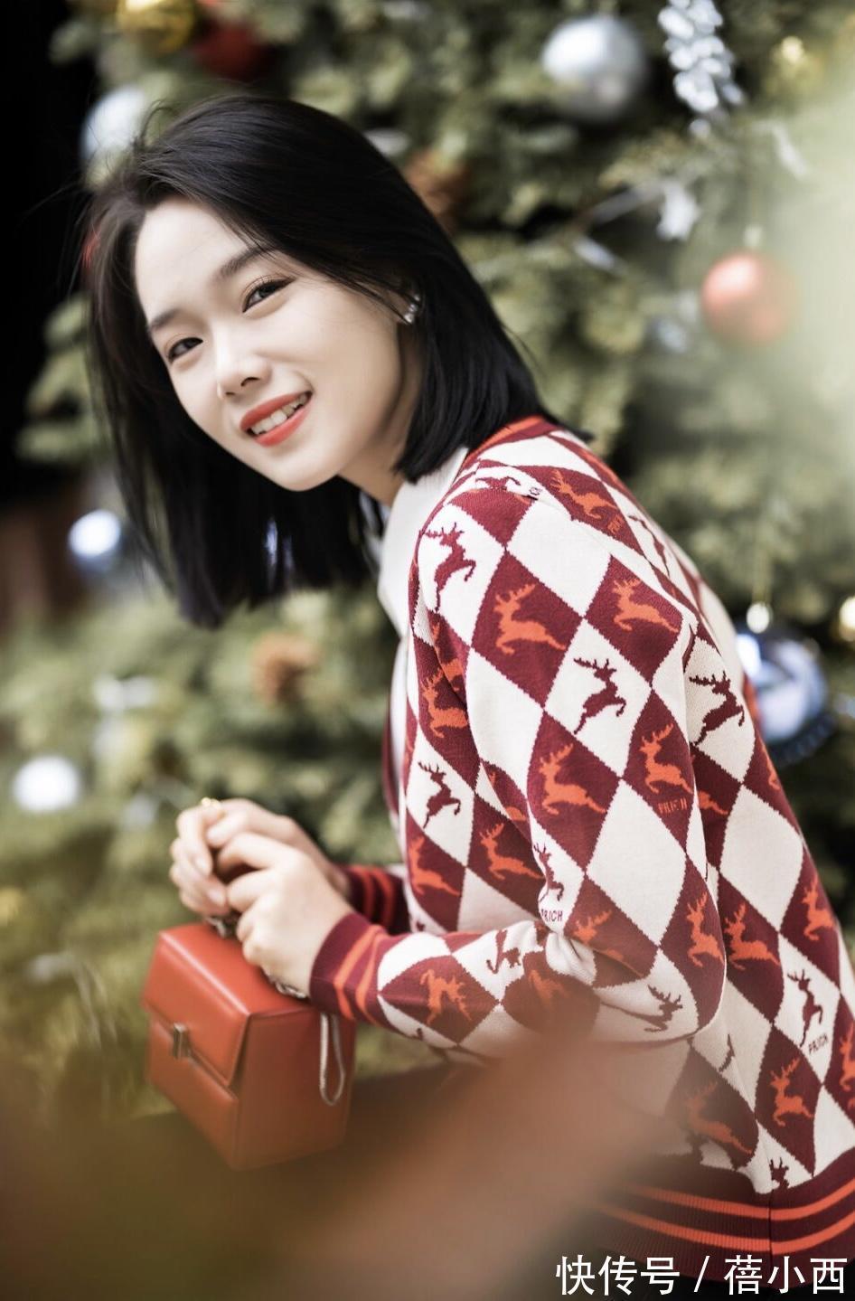 搭配 奔三奔四的女人想提升品味,别错过“毛衣开衫”,简约大气又轻奢