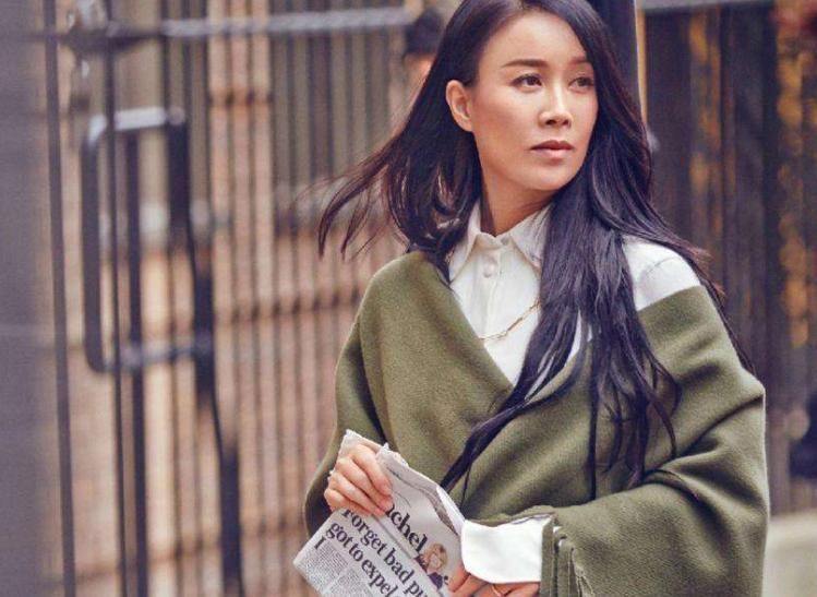 李菲兒|那英錄綜藝再現(xiàn)導師范兒,一眼認出聲樂老師,對方一臉懵