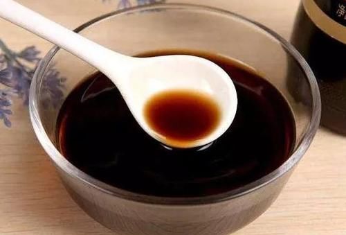 养花：新手用这5样“水”浇花，盆盆都能长得叶片油亮