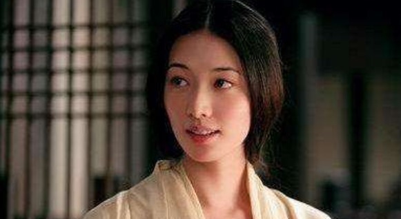 去世|周瑜36岁就去世了，那貌美小乔后半生是和谁过的？你可能不相信！