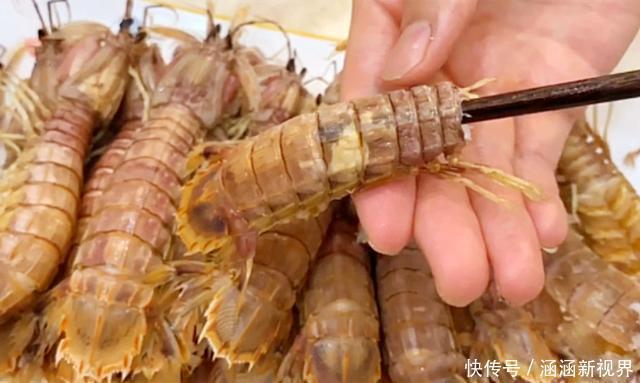 再也|海边人吃皮皮虾,找到这个“拉链”,5秒剥一个,再也不怕扎手了