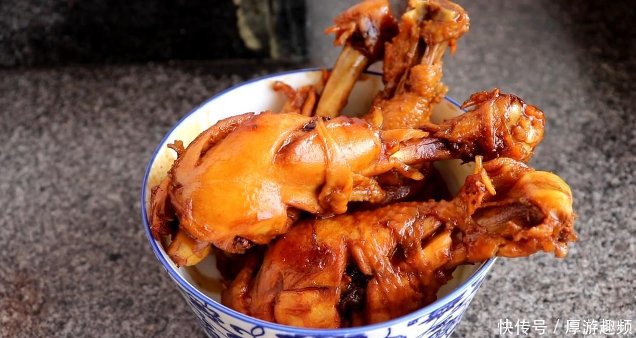 生姜片|鸡腿最好吃的做法,肉香软烂脱骨,一次做一大锅鸡腿不够吃