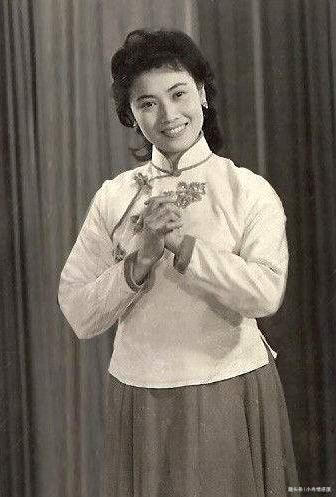 离世#2008年,因1万块朱逢博丈夫离世,骨灰放卧室,饭菜先给他